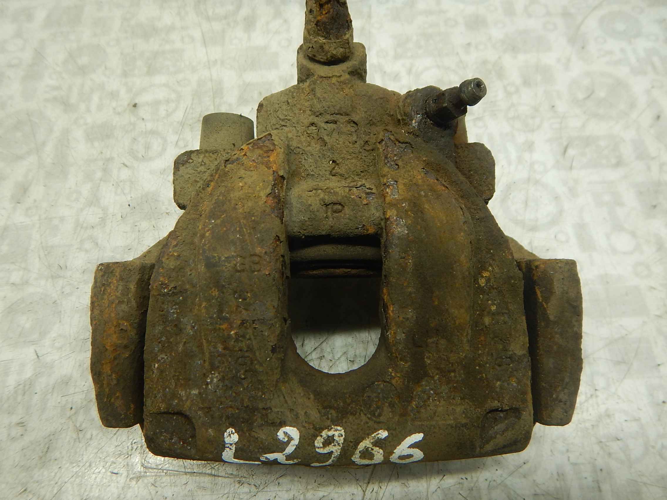 Суппорт задний левый Volvo XC70 2 (2000-2007)